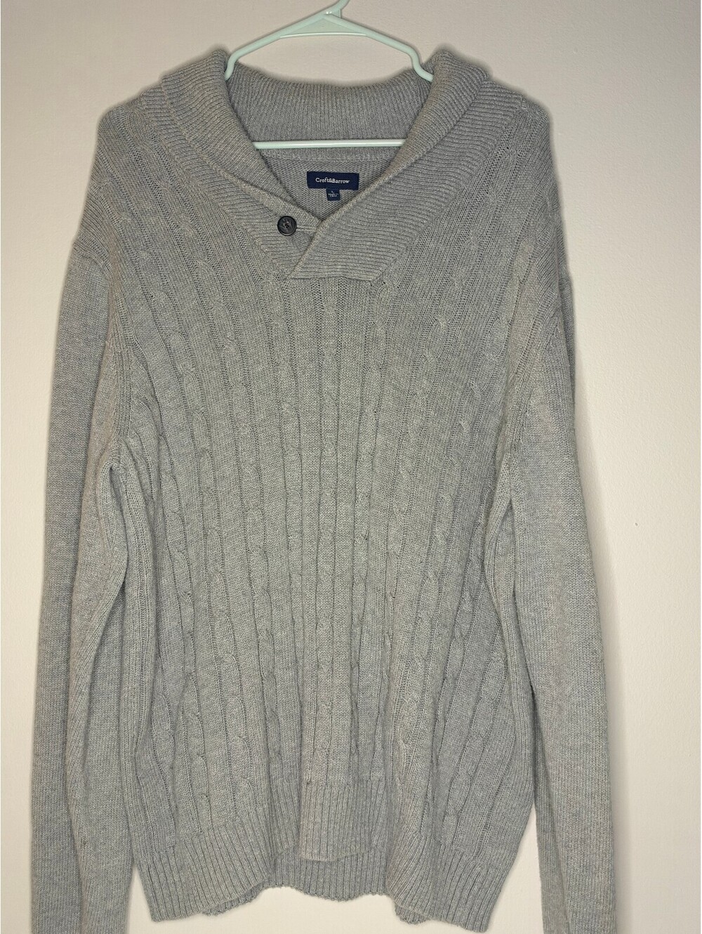 Croft & Barrow Woman's gray shawl collar knit sweater